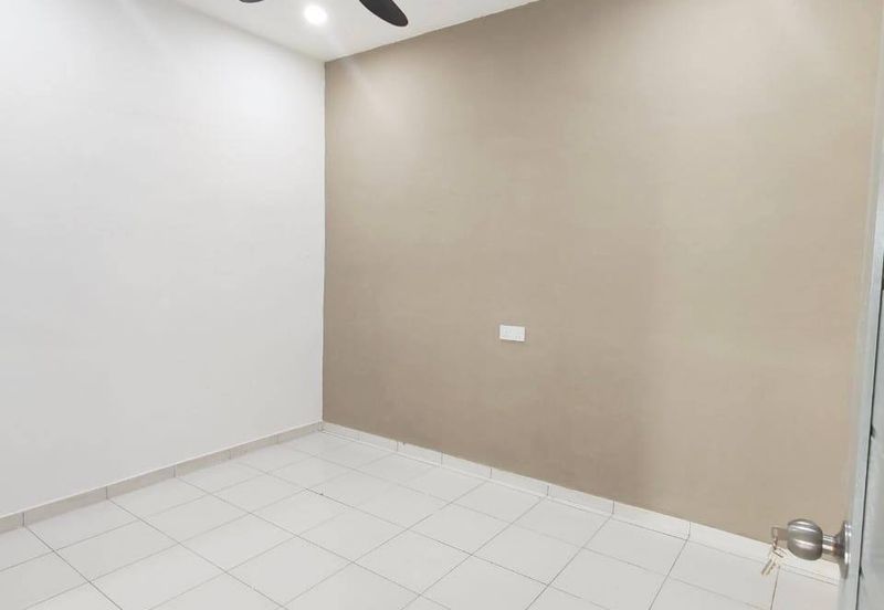 Single Storey Corner Lot 