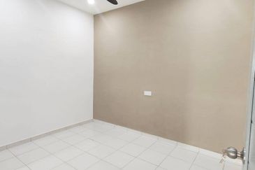 Single Storey Corner Lot 