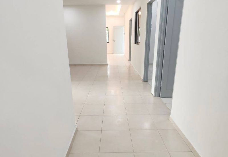 Single Storey Corner Lot 