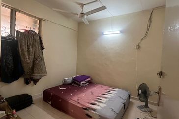 Flat Taman Ungku Tun Aminah