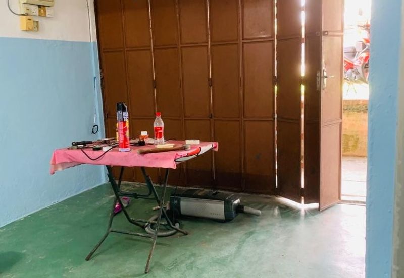 Flat Taman Ungku Tun Aminah