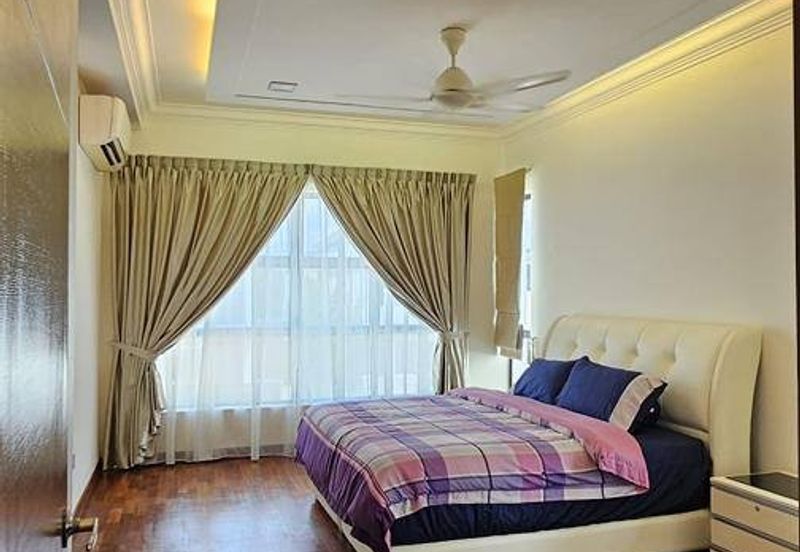 Canal Garden South Horizon Hills  Three Storey Cluster 