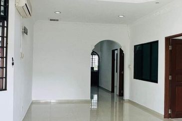 Gelang Patah Single Storey Terrace Corner Lot For Sale  （Near Gelang Patah Bus Stop)