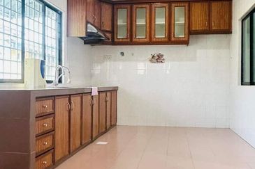 Gelang Patah Single Storey Terrace Corner Lot For Sale  （Near Gelang Patah Bus Stop)