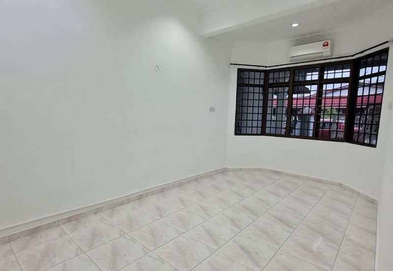 Gelang Patah Single Storey Terrace Corner Lot For Sale  （Near Gelang Patah Bus Stop)