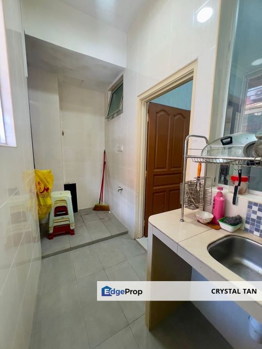 绝好的装修，自动门，厨房扩长‼️ 2 Storey Terrace House, Johor, Skudai