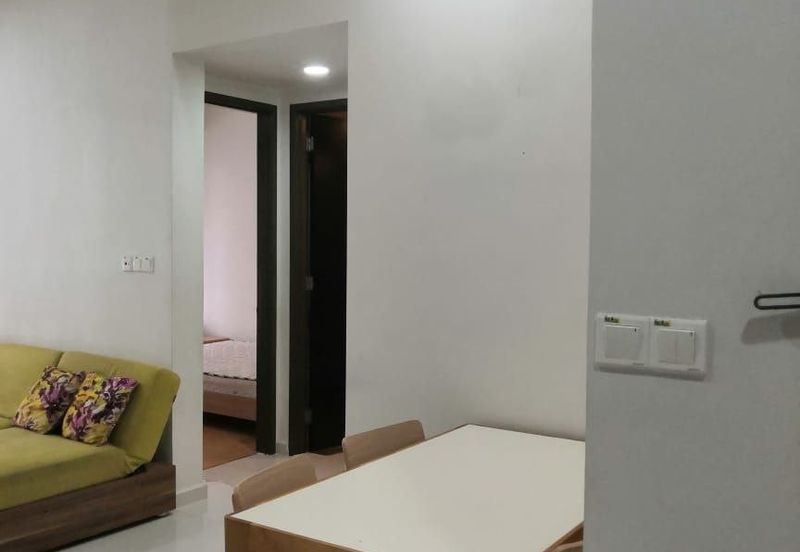 Baypoint @ Country Garden Danga Bay