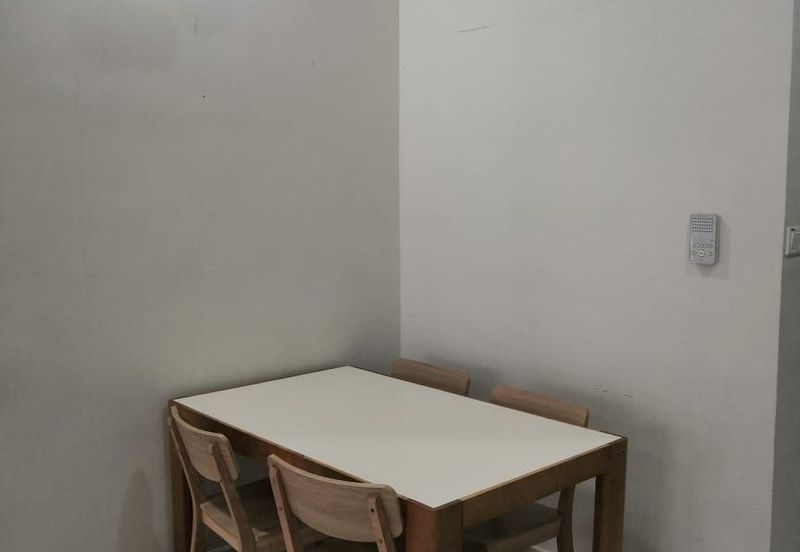 Baypoint @ Country Garden Danga Bay