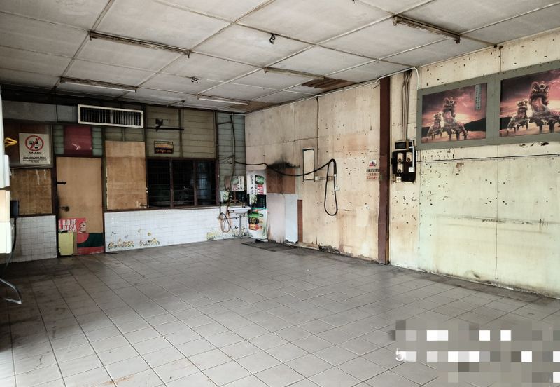 Shop at Kg Tawas for Sale