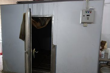 Bercham Light Industry Factory for Sale