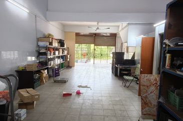 Bercham Light Industry Factory for Sale