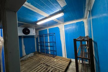 Bercham Light Industry Factory for Sale