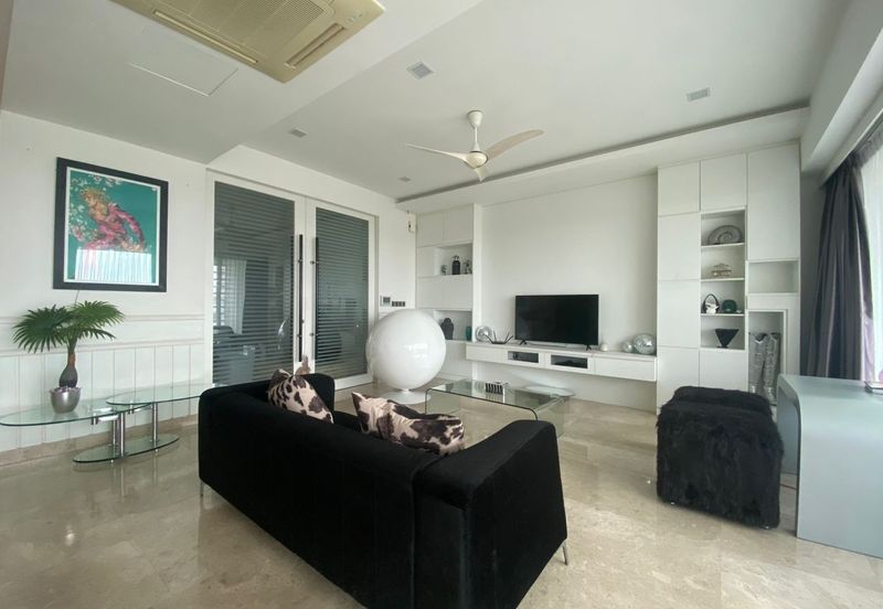 Summerscape Luxury Condominium