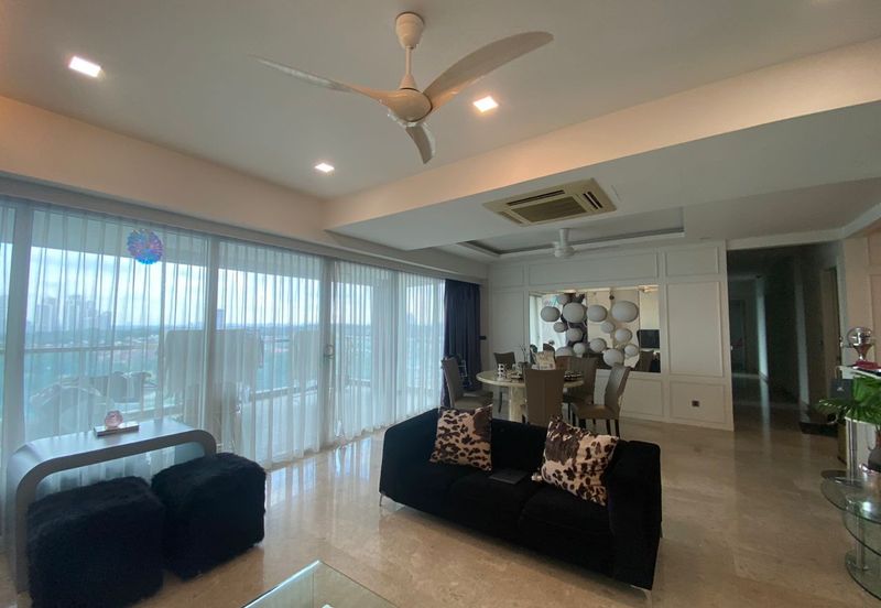 Summerscape Luxury Condominium