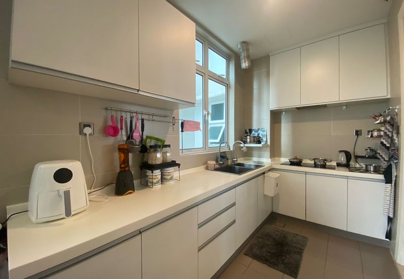 Summerscape Luxury Condominium