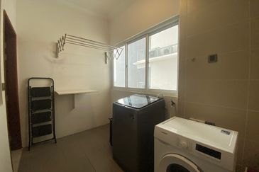 Summerscape Luxury Condominium