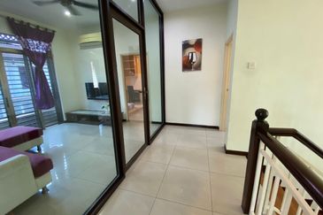 Austin Residence @Taman Mount Austin