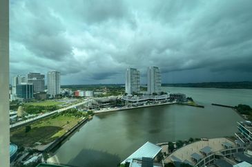 Puteri Cove Residences