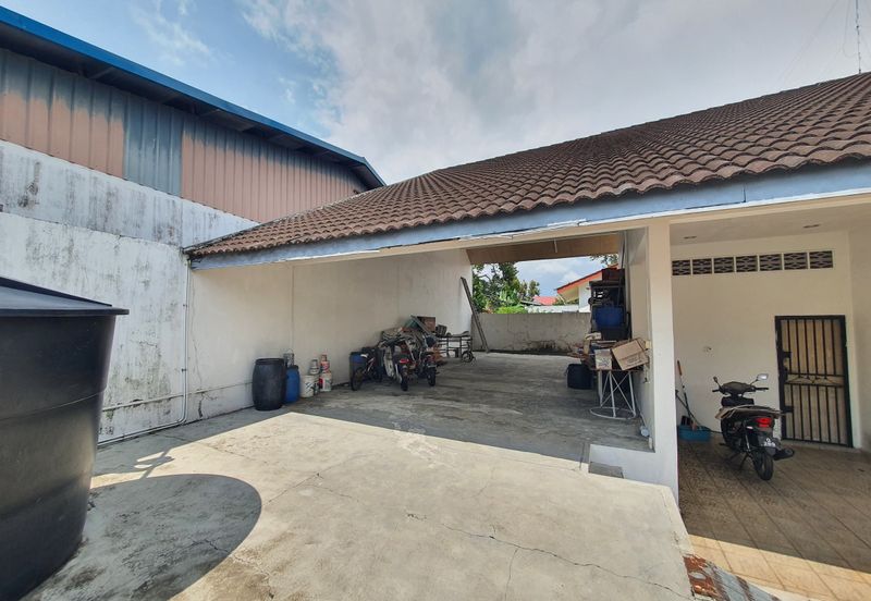 Kampung Baru Kelapa Sawit