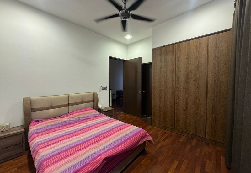 The Canal Garden South, Horizon Hills