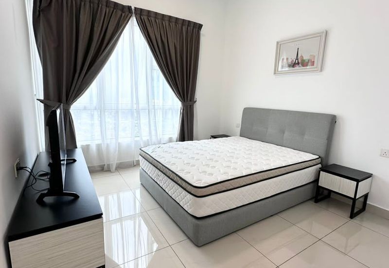 The Pinnacles (Pinnacle Tower)