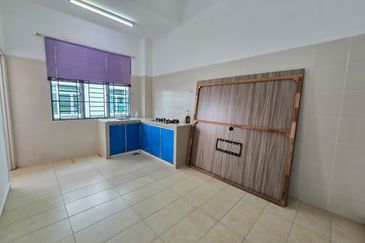 Austin Residence @Taman Mount Austin