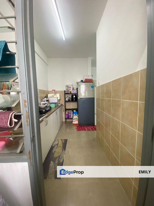 Dato Onn Kasturi 3 Bedrooms Partial Furnished ENDLOT For Sale🔮🔮, Johor, Johor Bahru