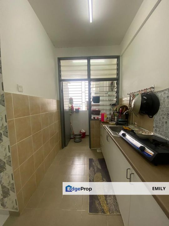Dato Onn Kasturi 3 Bedrooms Partial Furnished ENDLOT For Sale🔮🔮, Johor, Johor Bahru