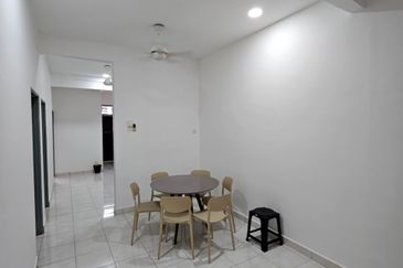 Austin Residence @Taman Mount Austin