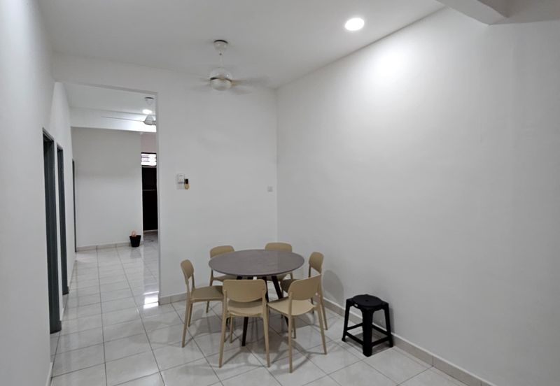 Austin Residence @Taman Mount Austin