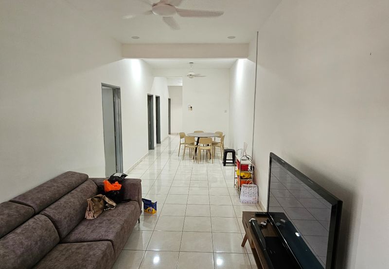 Austin Residence @Taman Mount Austin