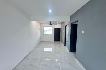 Flat Taman Ungku Tun Aminah