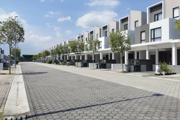 Sunway Citrine Lakehomes