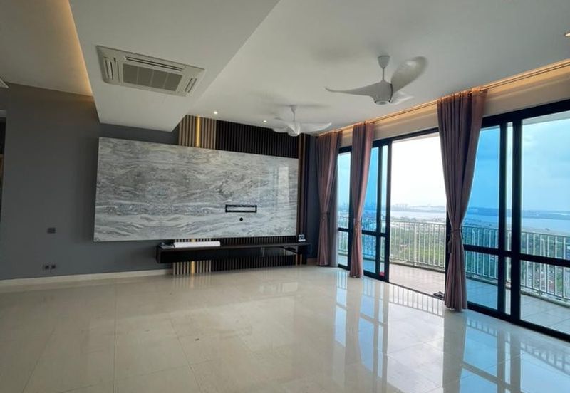 The Straits Apartment