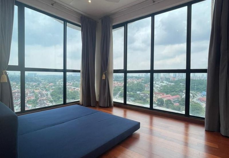 The Straits Apartment