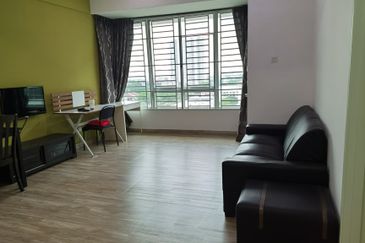 Akademik Suite @ Mount Austin