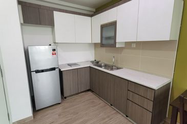 Akademik Suite @ Mount Austin