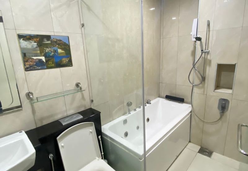 Paragon Suites @ CIQ