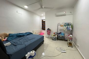 Bangunan Duta Impian (The Embassy Suites)