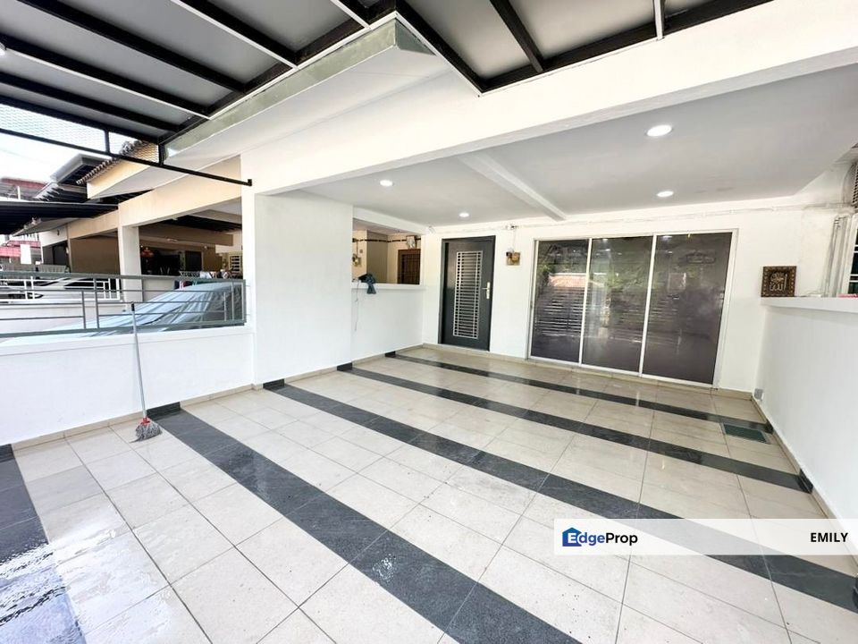 Seri Austin 2 Storey Terrace House UNBLOCK South Facing For Sale with Renovated Condition 🔮🔮, Johor, Johor Bahru