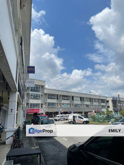 Mount Austin 3 Storey Shoplot Strata Title Facing Residential Tenanted For Sale 🔥 🔥 , Johor, Johor Bahru