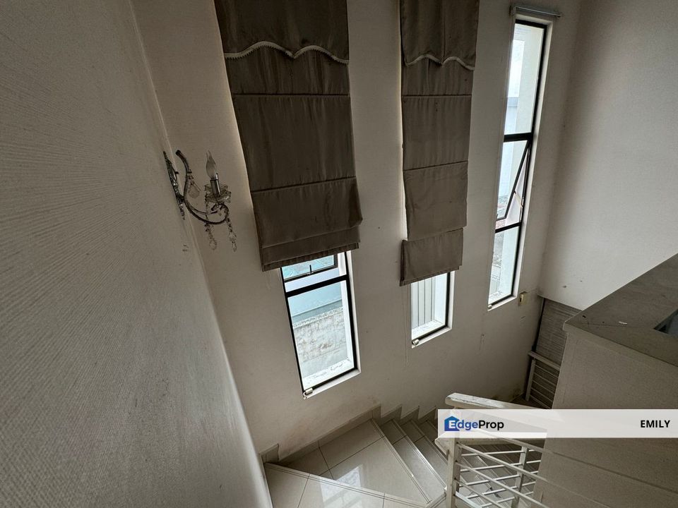 🔥 Adda Heights Maple Red Semi D Renovated Unit For Sale  🔥 , Johor, Johor Bahru