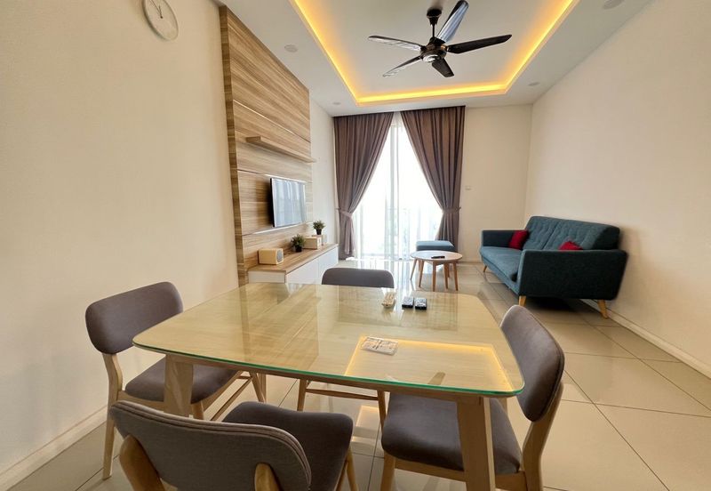 The WaterEdge Residences