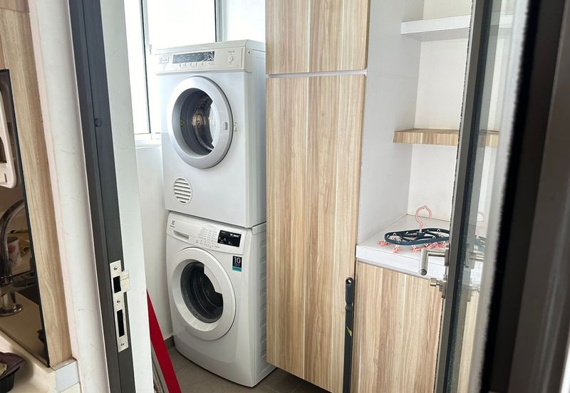 The WaterEdge Residences