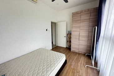 WaterEdge Residences