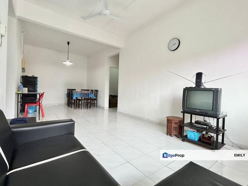 Taman Daya - Daya View 3 Bedrooms Apartment Lv 4 Full Loan Unit For Sale 😍, Johor, Johor Bahru