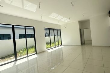 Austin Residence @Taman Mount Austin