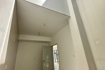 Austin Residence @Taman Mount Austin