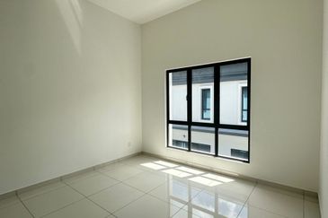 Austin Residence @Taman Mount Austin