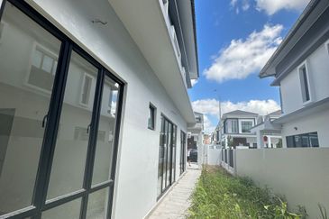 Austin Residence @Taman Mount Austin